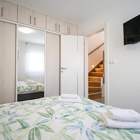 Luxury Apartment With Swimming Pool Ana Trogir Exterior photo