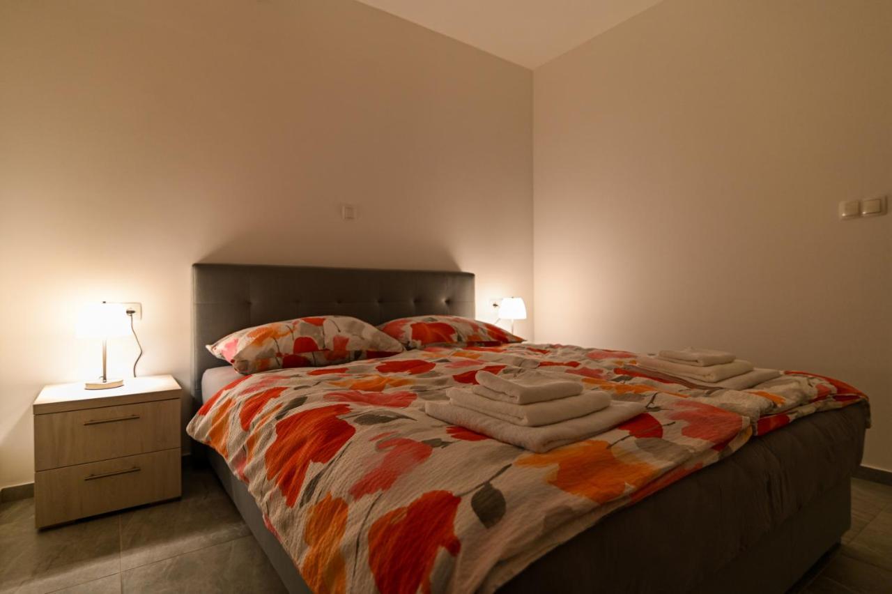 Luxury Apartment With Swimming Pool Ana Trogir Exterior photo