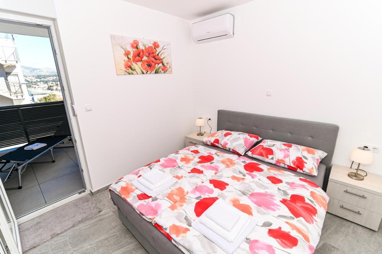 Luxury Apartment With Swimming Pool Ana Trogir Exterior photo