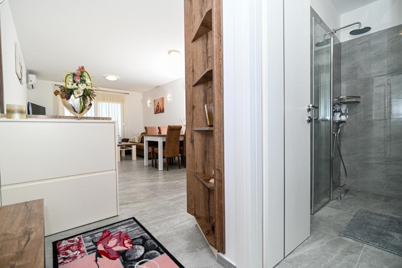 Luxury Apartment With Swimming Pool Ana Trogir Exterior photo