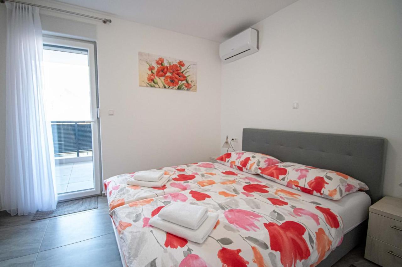 Luxury Apartment With Swimming Pool Ana Trogir Exterior photo